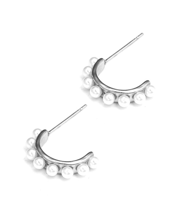 Pendientes de aros con perlas clásicas 2