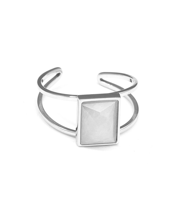 Anillo abierto plateado con piedra rectangular