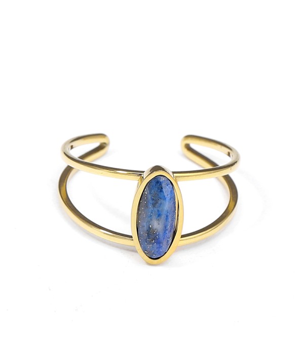 Anillo abierto dorado con piedra ovalada puntiaguda