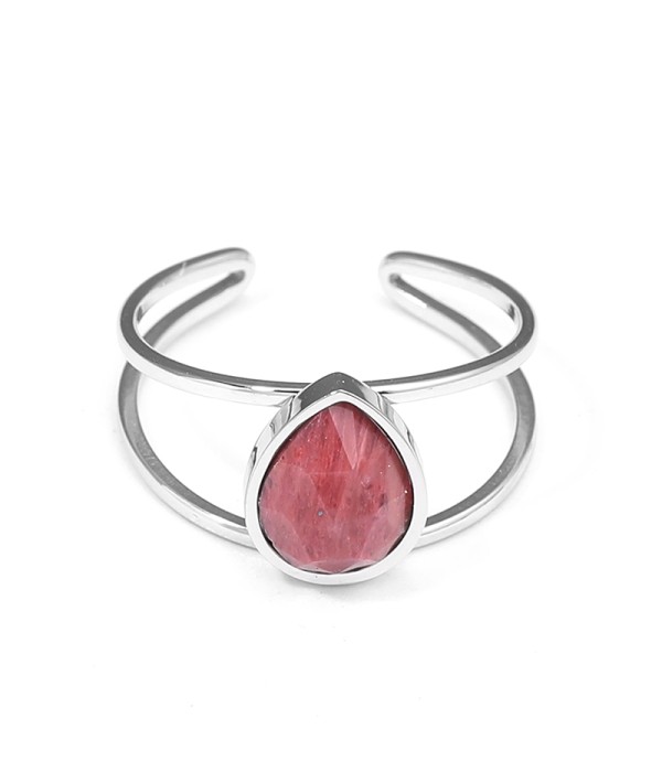 Anillo abierto plateado con piedra en forma de gota