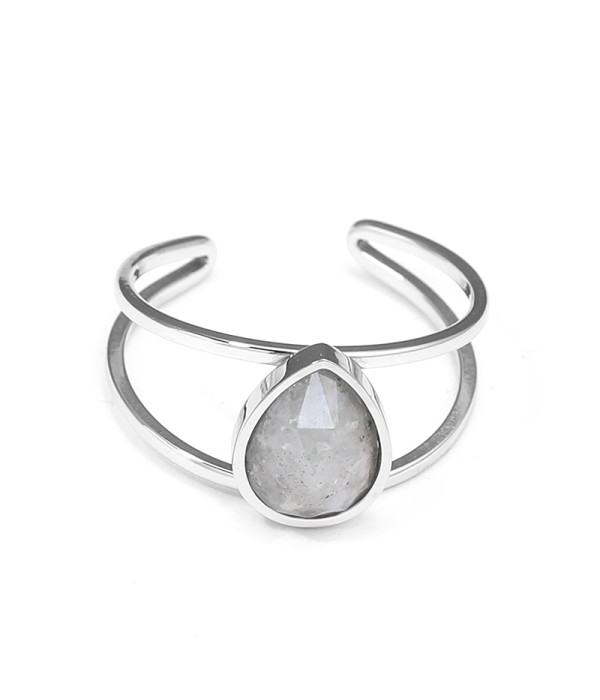 Anillo abierto plateado con piedra en forma de gota
