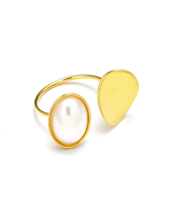 Anillo abierto dorado con óvalo y gota