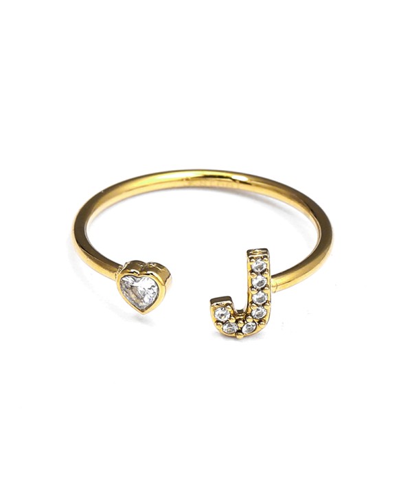 Anillo dorado con letra J y corazón de circonita