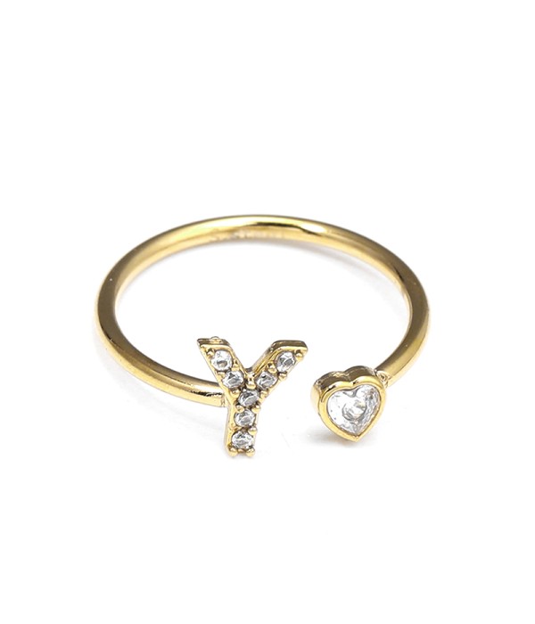 Anillo dorado con letra Y y corazón de circonita
