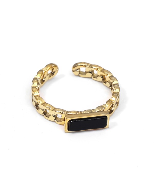 Anillo dorado tipo cadena con piedra rectangular
