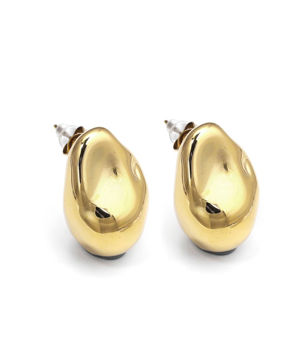 Pendientes dorados geométricos estilo orgánico