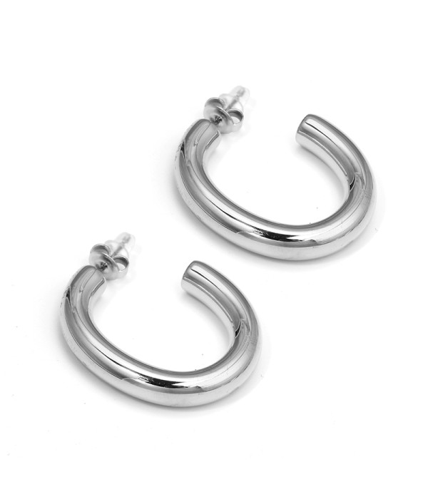 Pendientes de aros plateados en forma de herradura