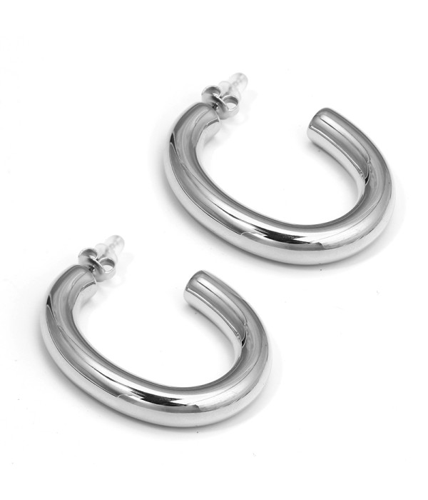 Pendientes de aros dorados en forma de herradura