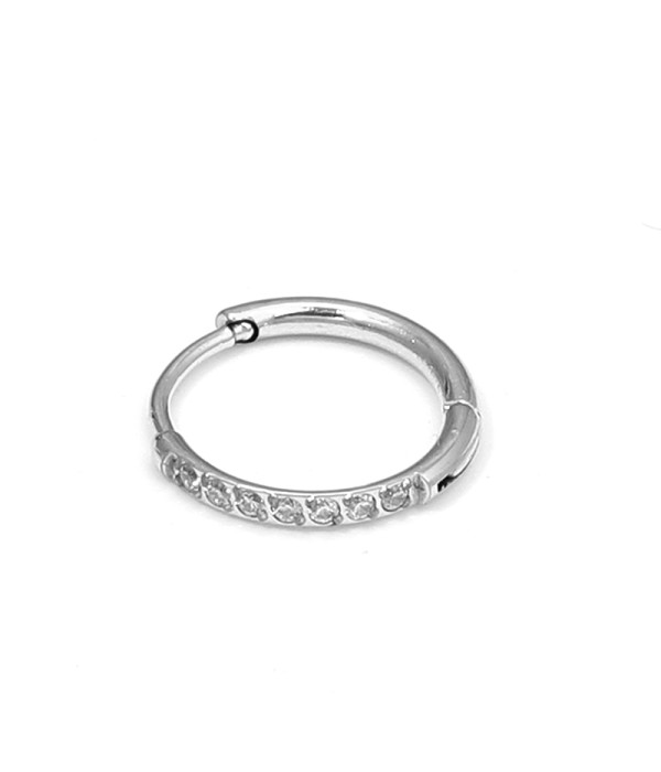 Piercing de oreja mediano con circonitas 8mm